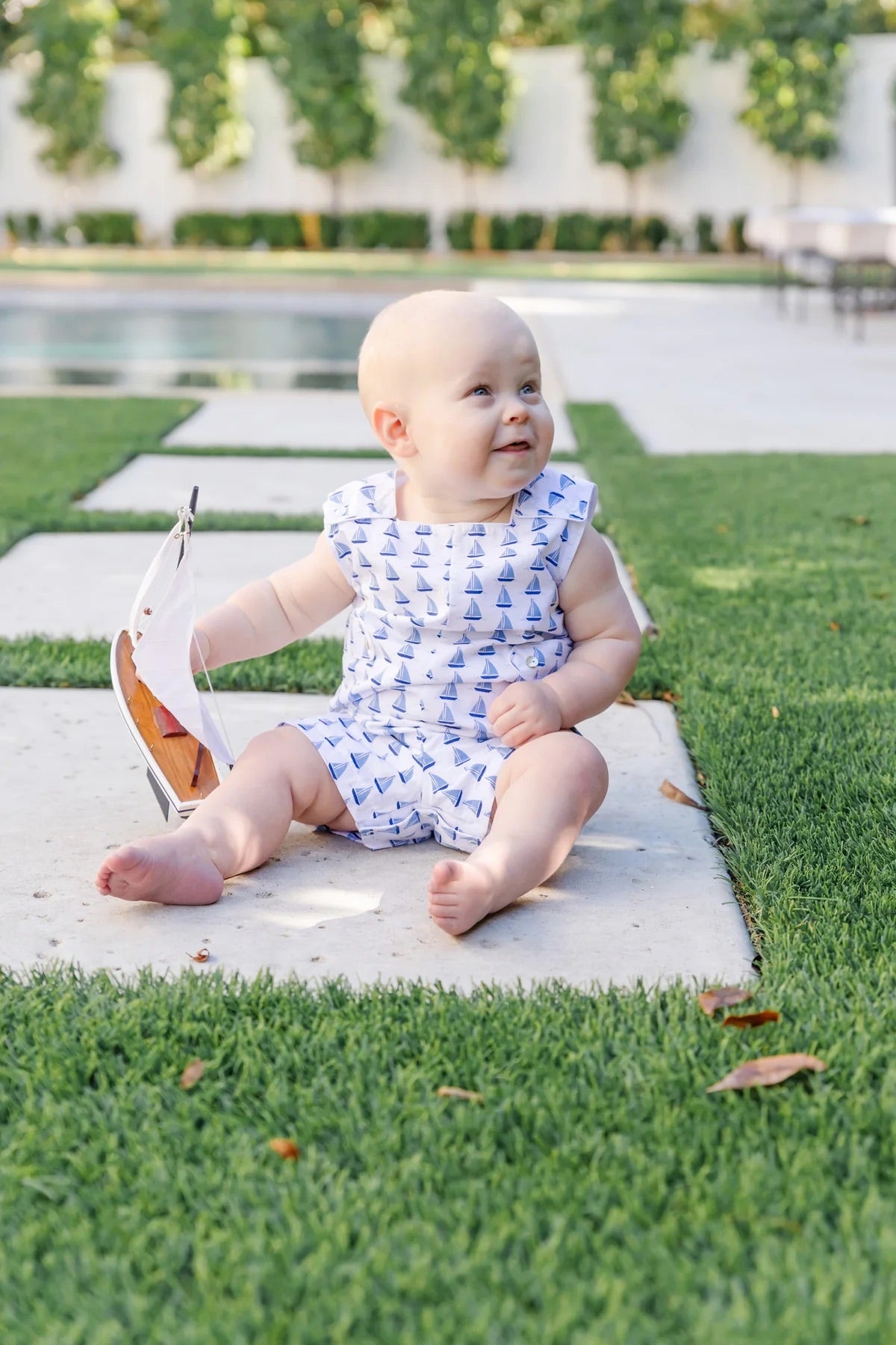 Wells Shortall Sailing Away 9-12m