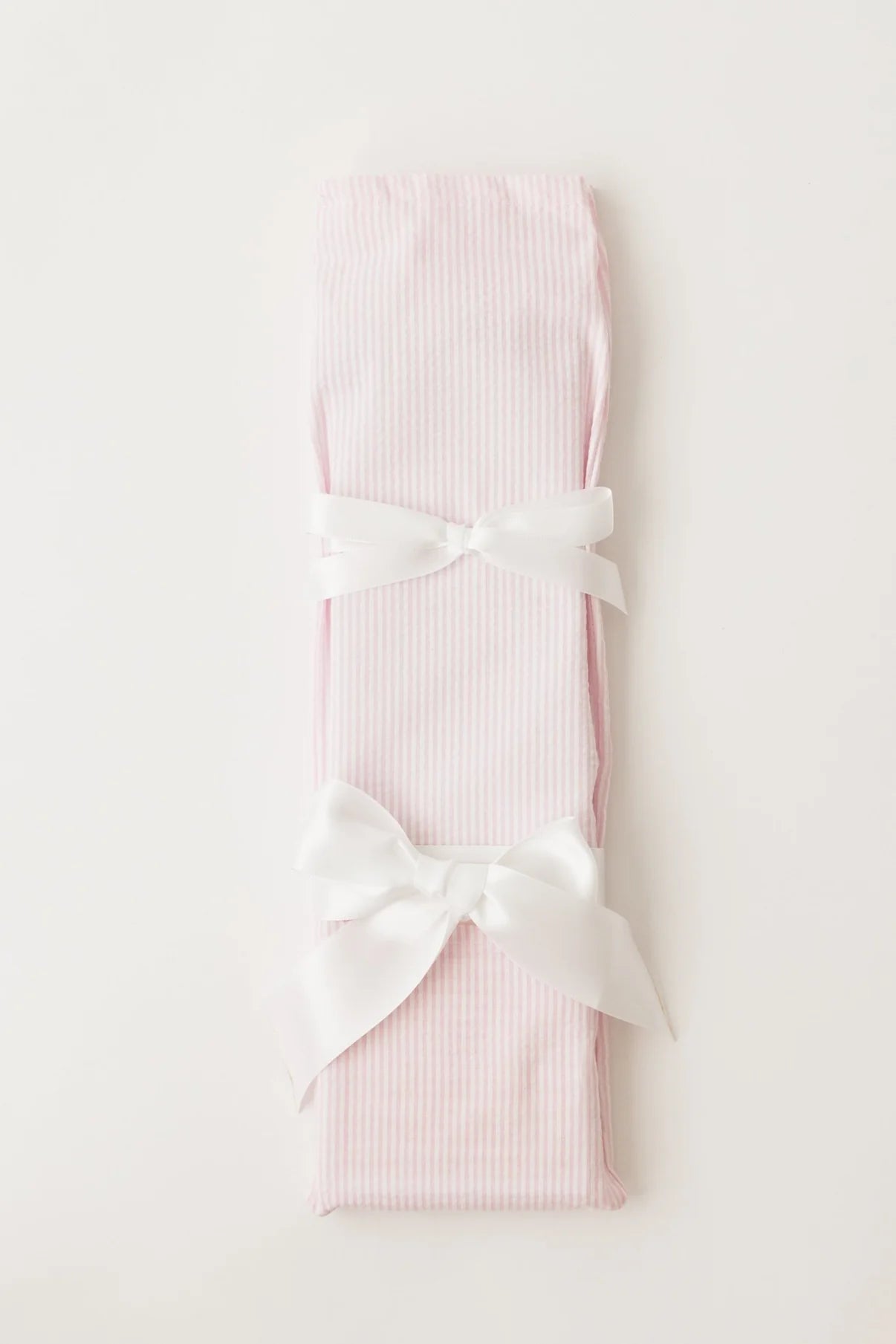 Knife Seersucker Pink With White Bow Girl