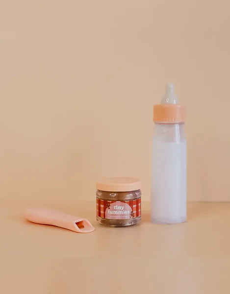 Tiny Tummies Puree & Milk Bottle Set for Doll Chocolate