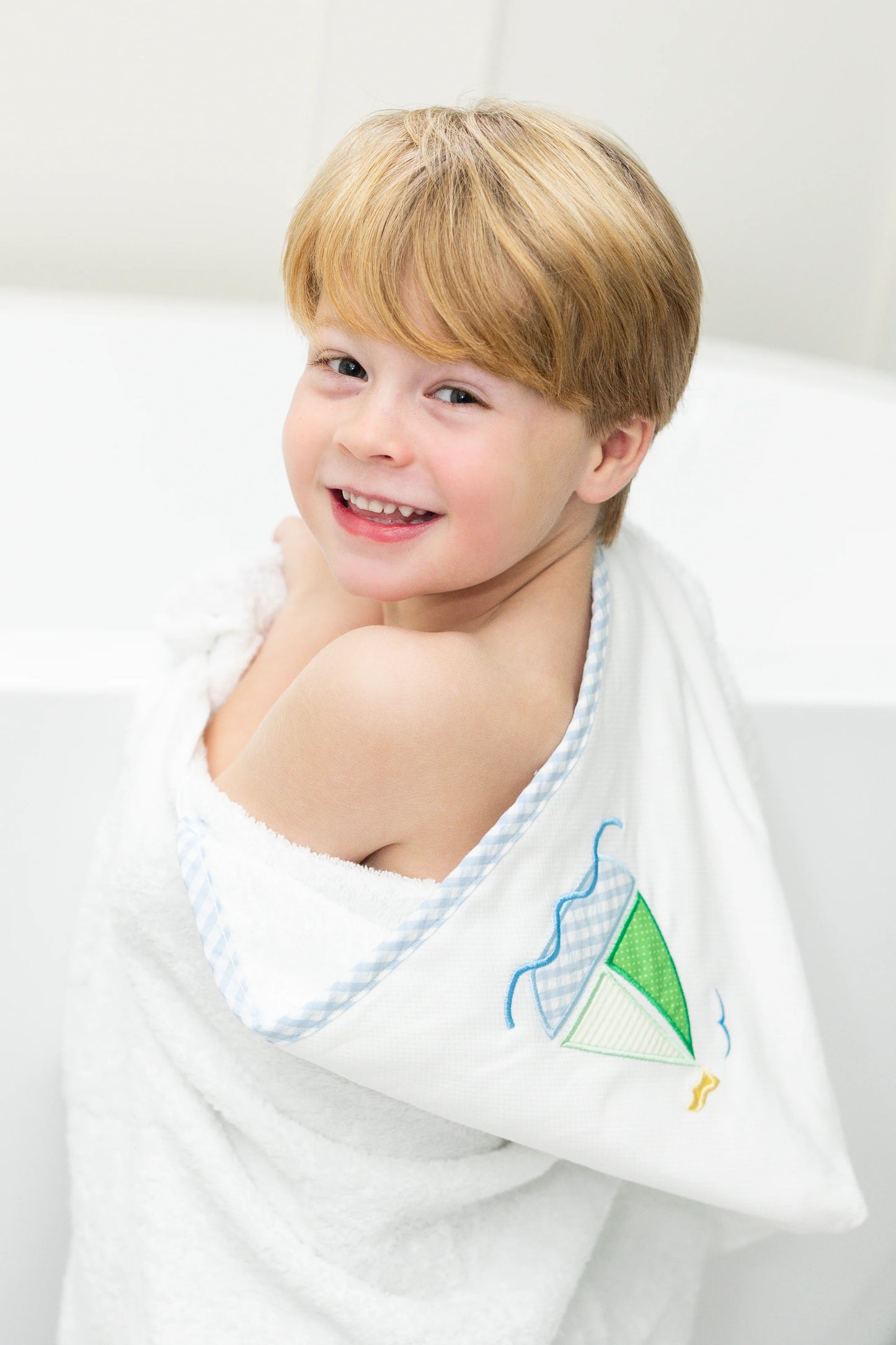 Sailboat Everykid Towel Blue & Pink