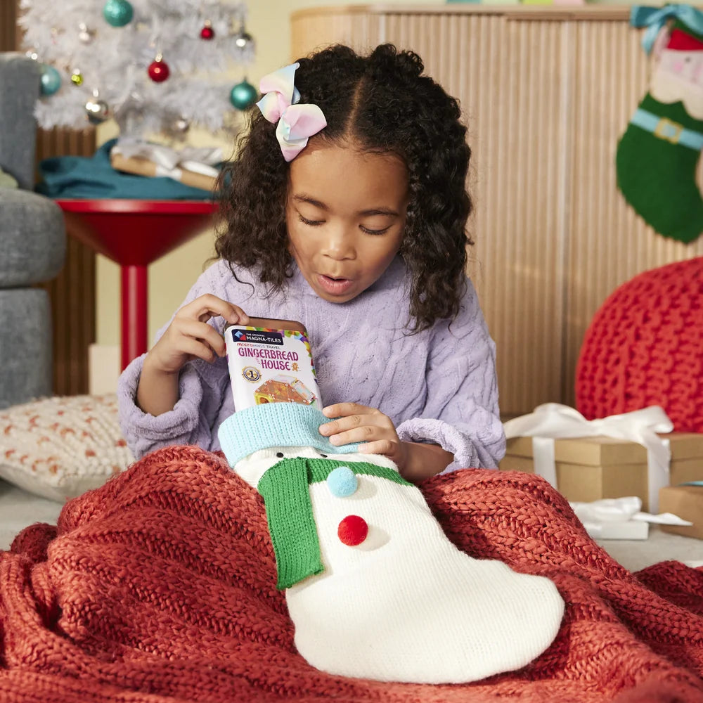 MAGNA-TILES® microMAGS Travel Gingerbread House