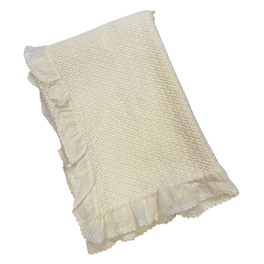 Stonewashed Puckered Blanket Ivory