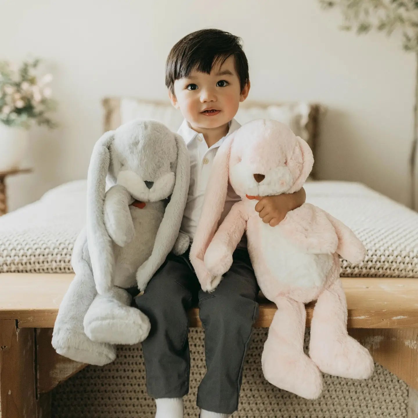 Big Nibble Bunny - 20" Pink